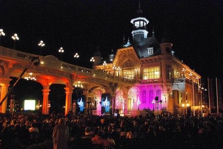 Tigre Moda Show iluminó la noche en el MAT