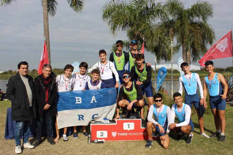 Más de 200 Atletas Participaron en la Regata Promocional de la Escuela Municipal de Remo de Tigre