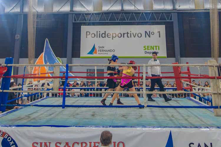 San Fernando organizó una gran velada de boxeo con más de 100 participantes