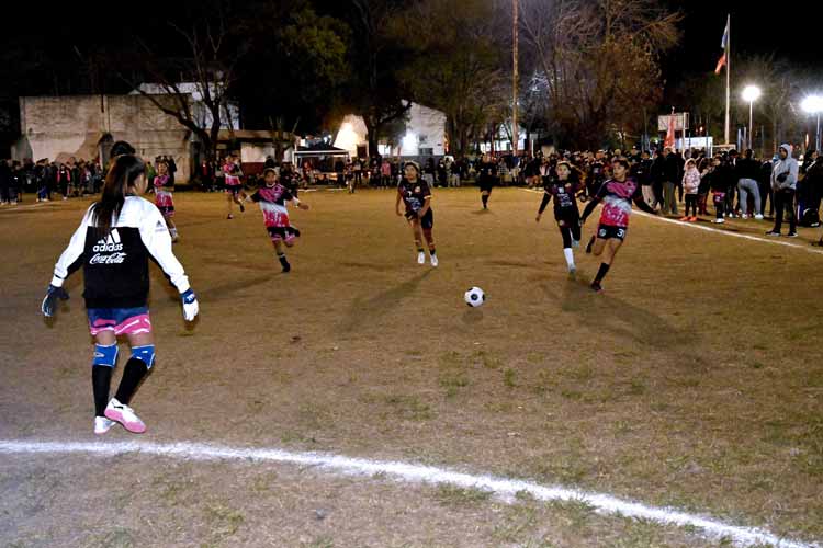 Se puso en marcha la Liga de Fútbol Femenino en Tigre