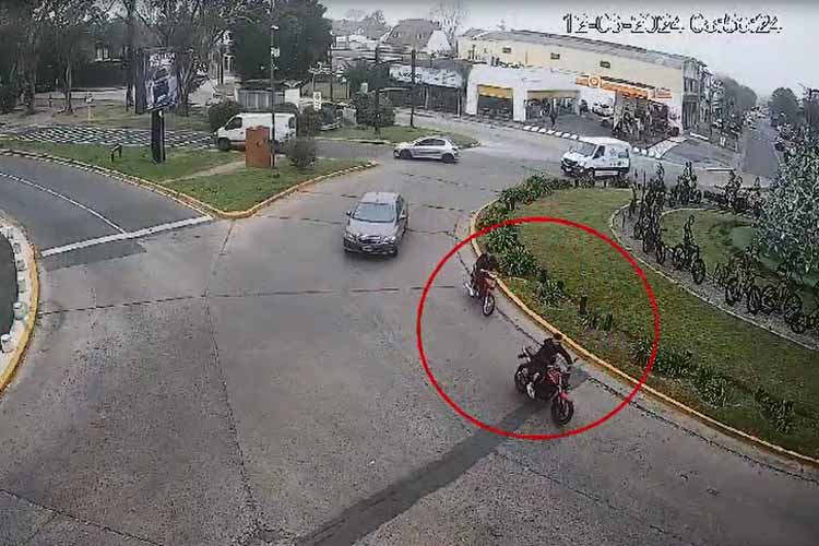 Menores roban una moto y son detenidos en San Isidro tras una persecución
