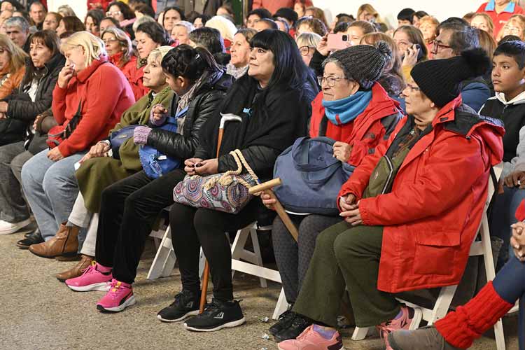 Tigre: más de 250 trabajadores vecinales son homenajeados por Julio Zamora