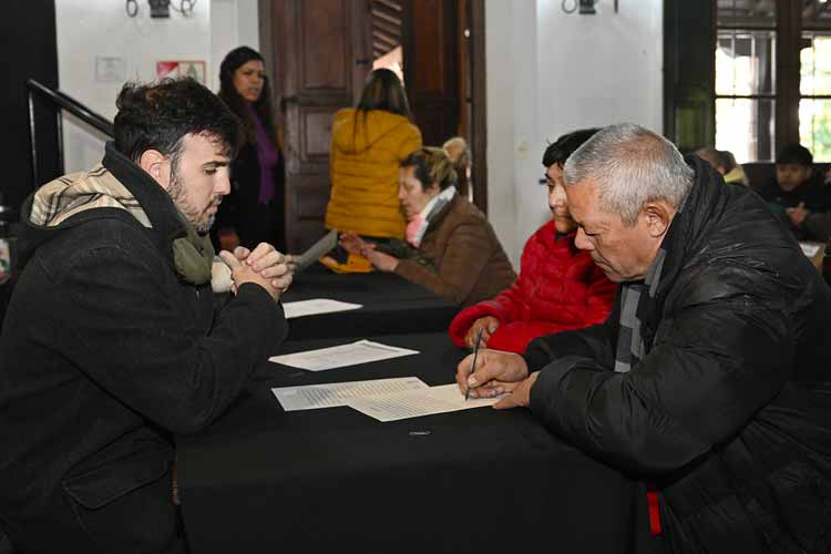 El Municipio de Tigre firma escrituras para 34 familias, garantizando vivienda digna