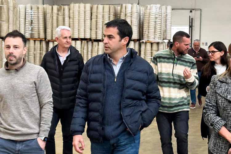 Ramón Lanús, visitó esta mañana la planta de EMEPLAS, una fábrica ubicada en Beccar dedicada a la producción de envases plásticos