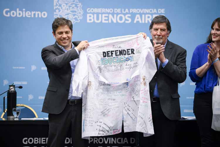 Kicillof anunció proyecto para hacer obligatoria la educación desde los tres años