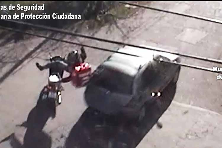 Impactante accidente en El Talar: conductor huyó tras colisionar con una moto y fue detenido por el COT