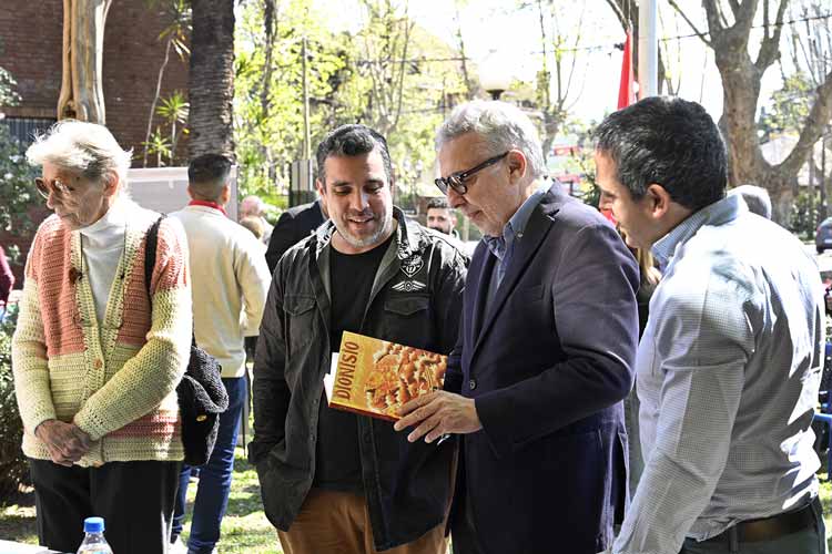 Julio Zamora participó del 108 aniversario de la Biblioteca Popular Sarmiento en Tigre