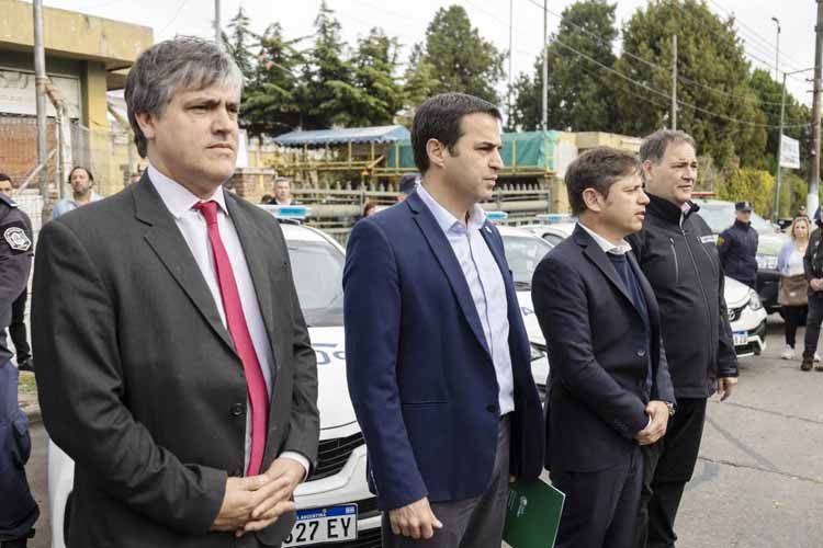 Rodriguez Varela junto al Intendente Ramón Lanus y el Gobrnador Axel Kicillof