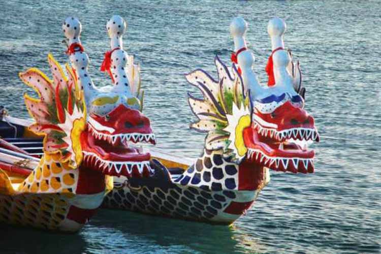 Festival Nocturno de Dragon Boat 