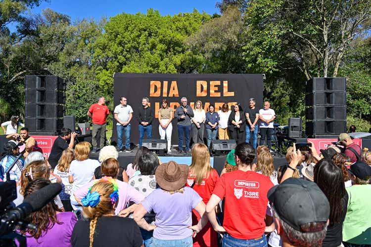 En Tigre, Julio Zamora denunció la difícil situación de los jubilados en el Día del Jubilado