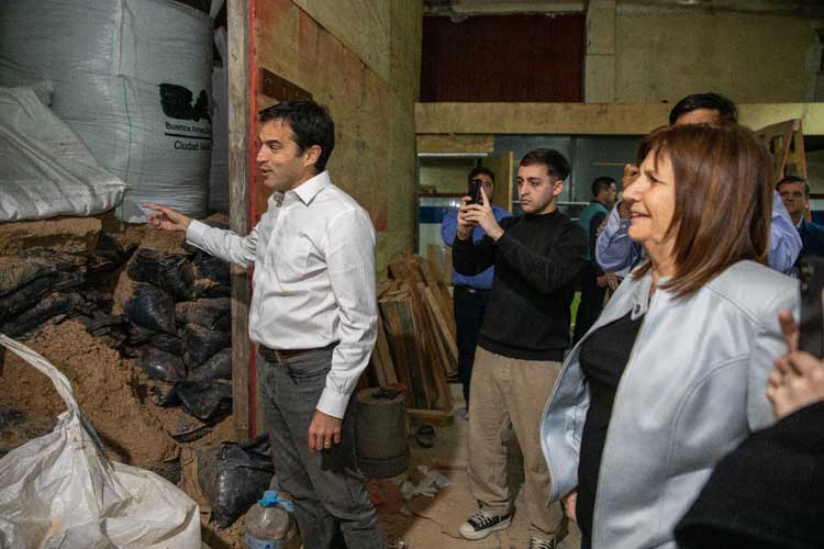 Bullrich y Alonso acompañaron a Ramón Lanús en el túnel del intento de robo al Banco Macro