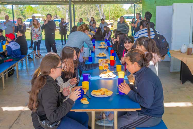 Primer campamento educativo en el Delta con la presencia de Juan Andreotti