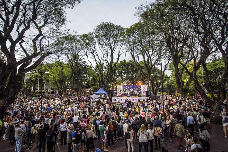 Martínez celebra este sábado su 43 aniversario con una fiesta en la Plaza 9 de Julio