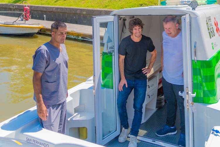 Juan Andreotti presentó una Lancha Ambulancia para reforzar los Hospitales de Islas de San Fernando.