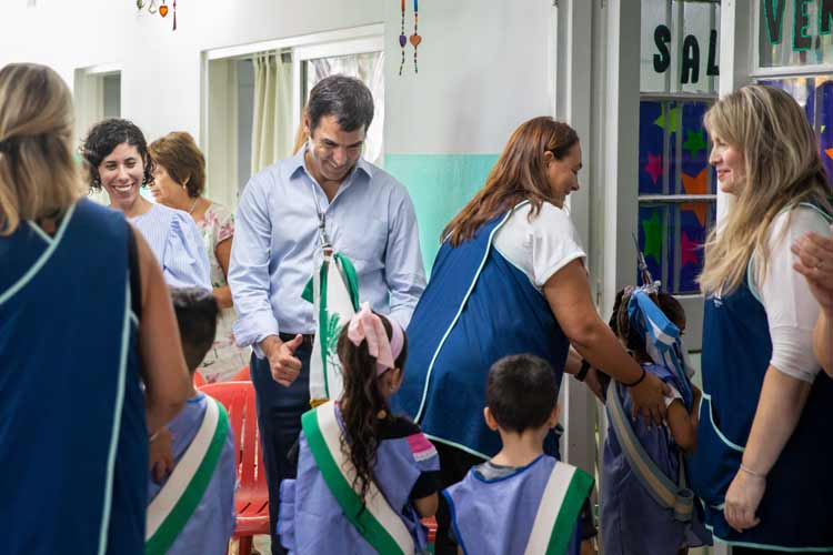 San Isidro trabaja para convertirse en una “Ciudad Alfabetizadora” con fuertes inversiones en educación